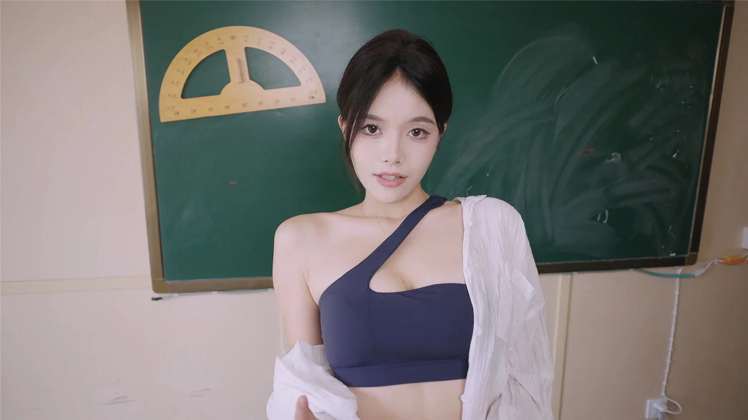 请做coser的主人2/Fell in love with coser 2 免安装中文版